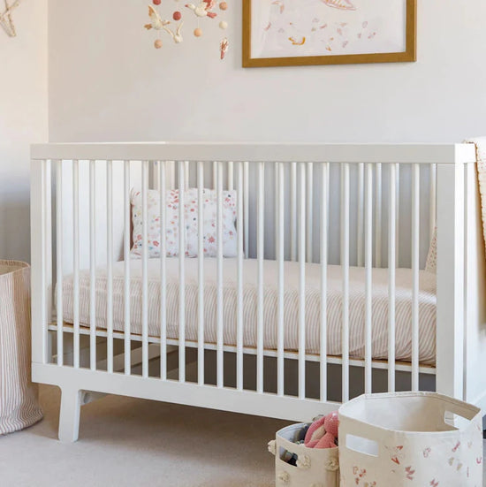 Crib Sheet in Pink Stripes