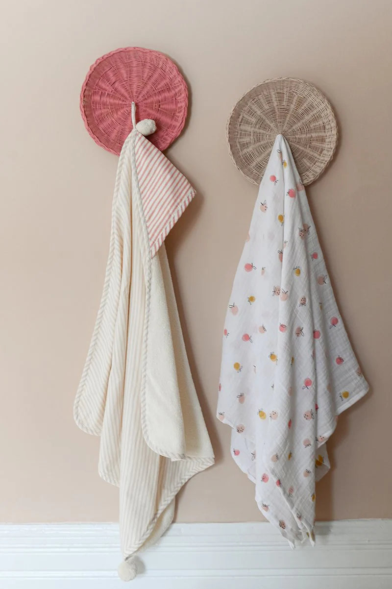 Petal Striped Hooded Towel